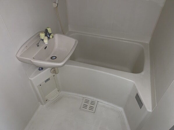 ヴィラ・ソレイユの物件内観写真